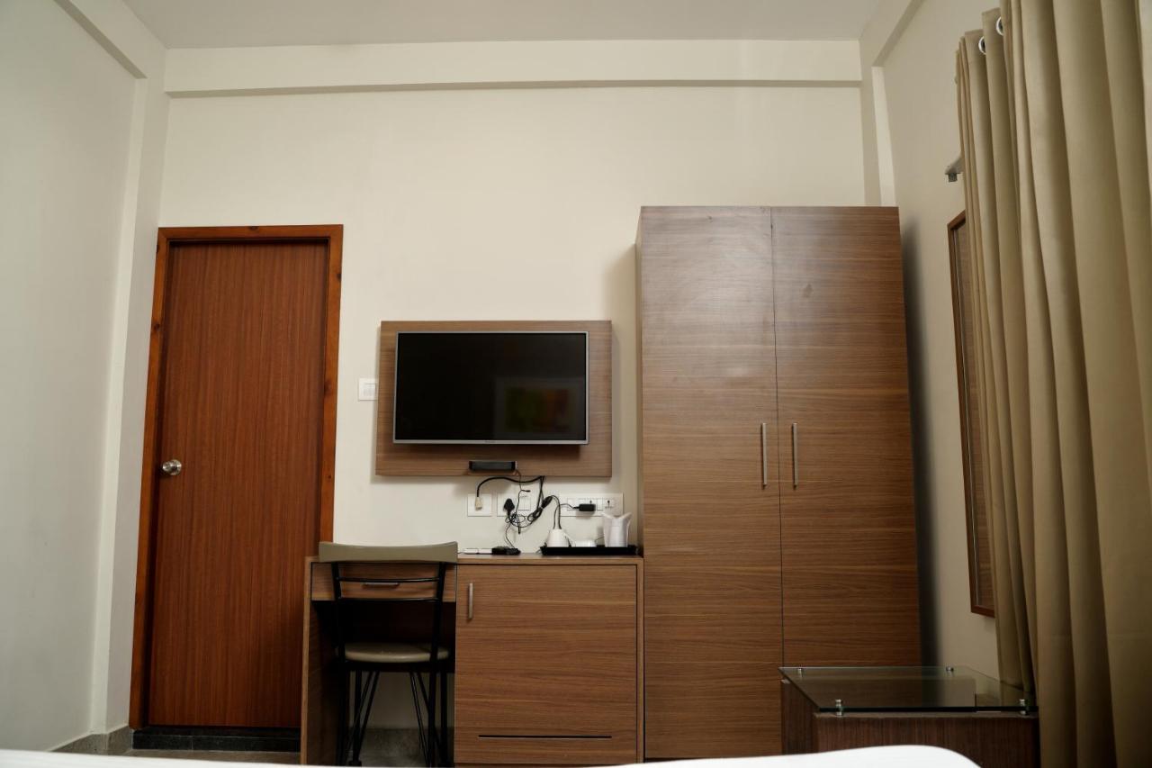 Gino Tourist Home Kochi Екстериор снимка