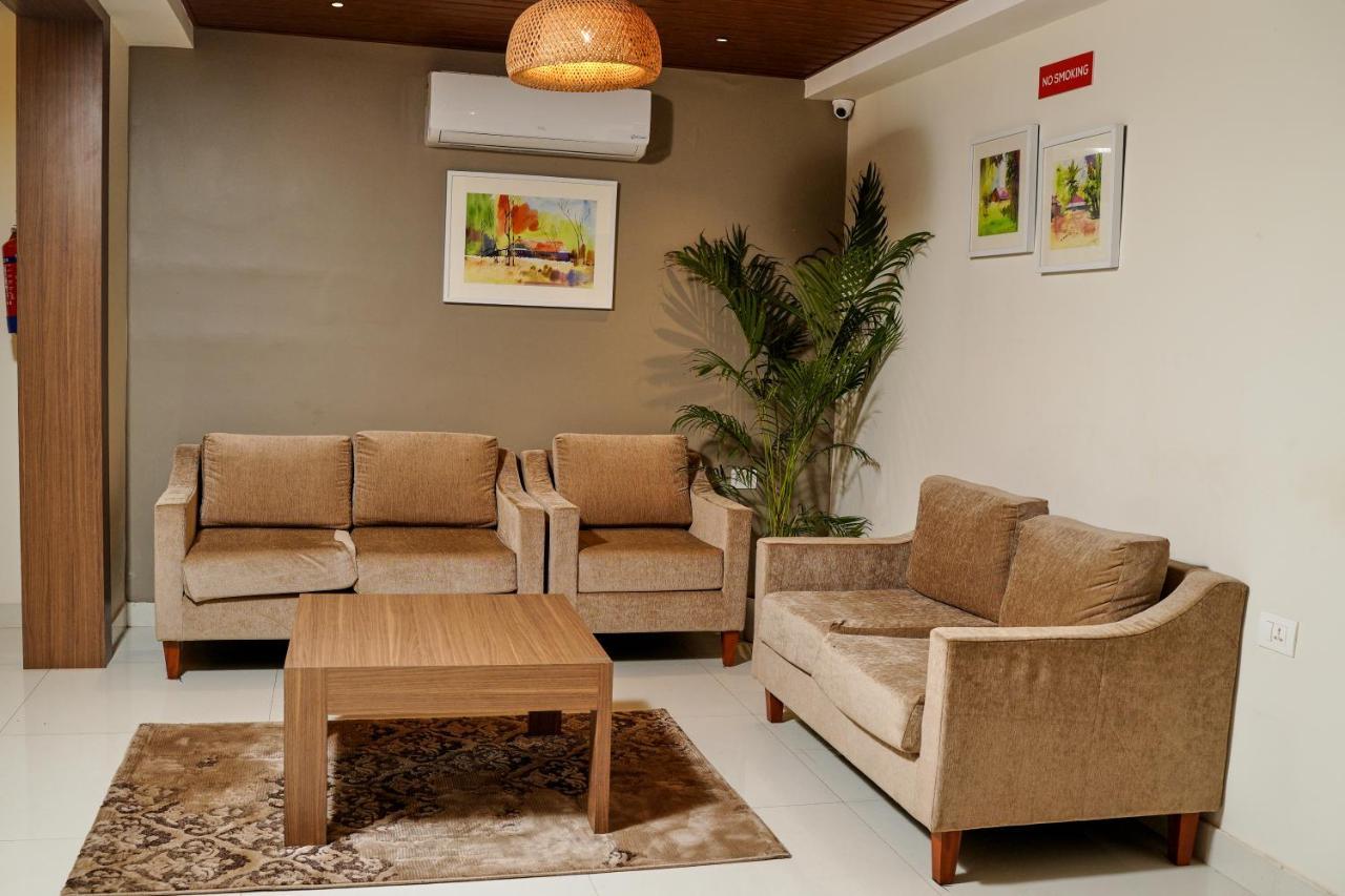 Gino Tourist Home Kochi Екстериор снимка