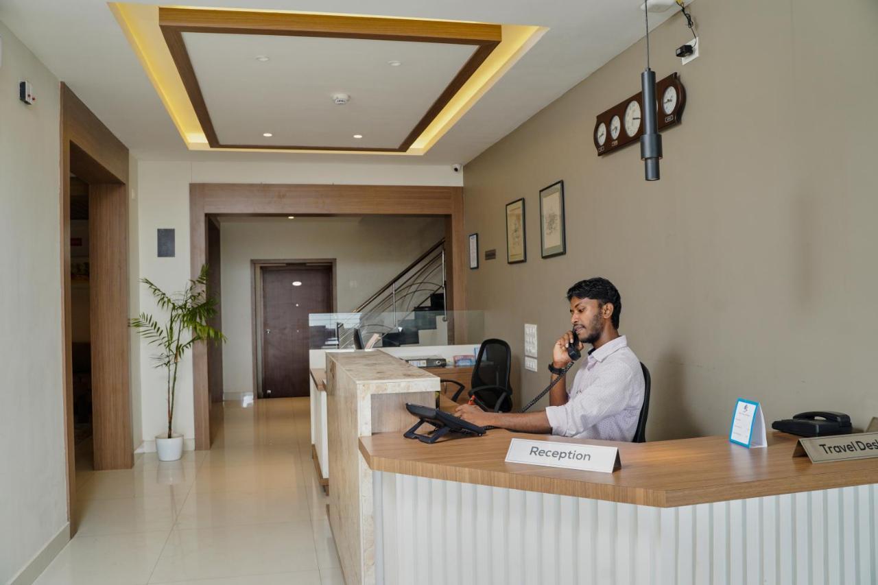 Gino Tourist Home Kochi Екстериор снимка