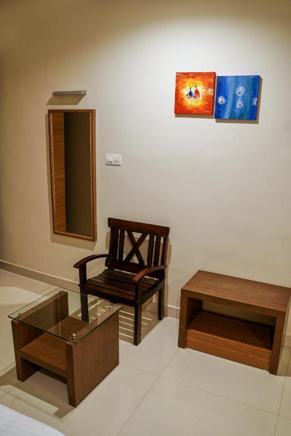 Gino Tourist Home Kochi Екстериор снимка